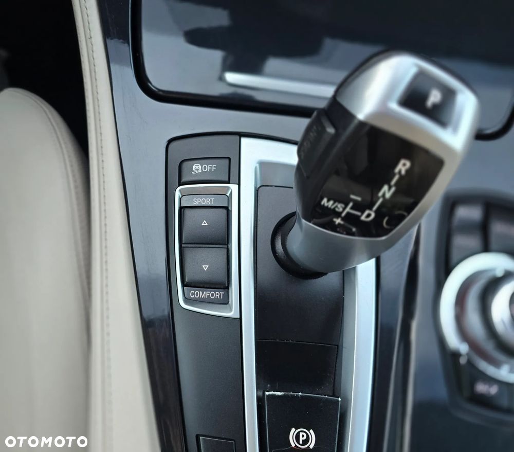 BMW Seria 5 - 25