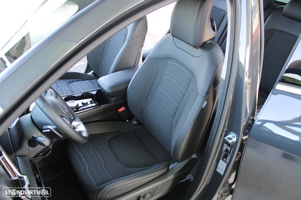 Kia Sportage 1.6 T-GDi HEV Drive - 34