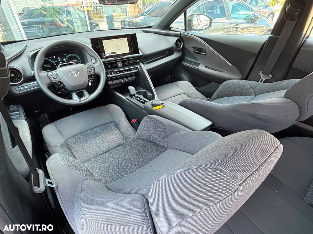 Toyota C-HR 1.8 HEV 140 CP 4x2 CVT Active - 12