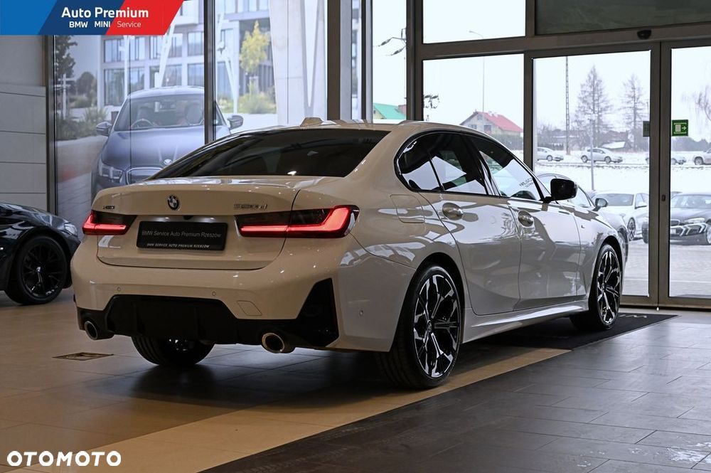 BMW Seria 3 320d xDrive mHEV - 21