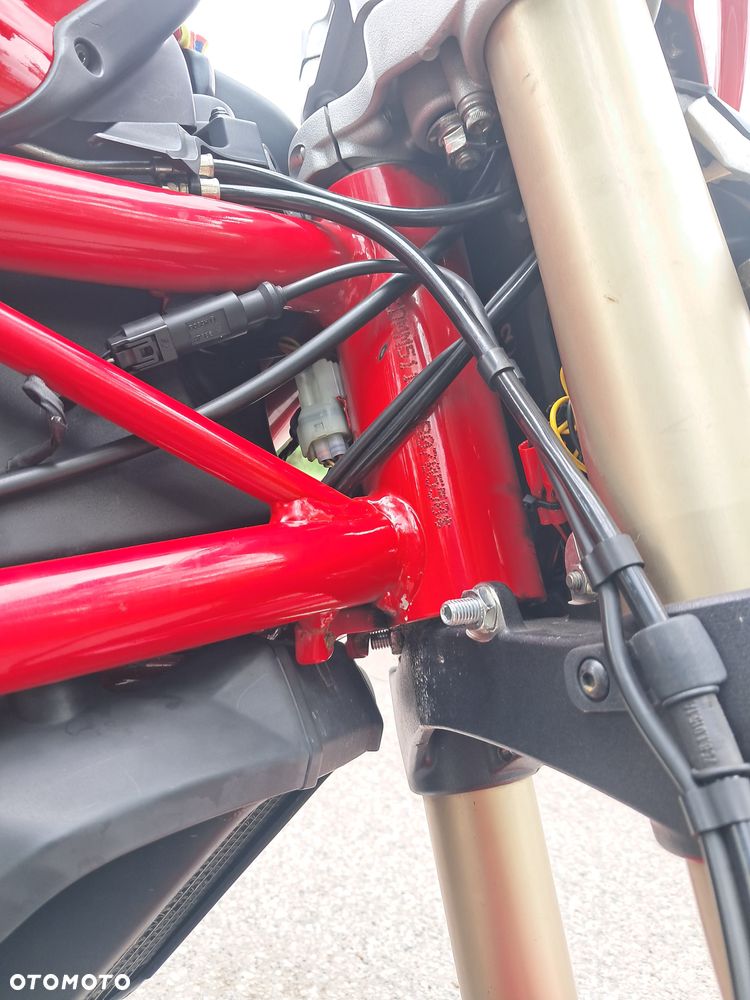 Ducati Monster - 21