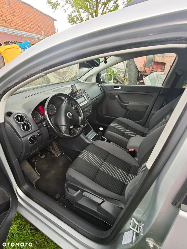 Volkswagen Golf Plus - 13