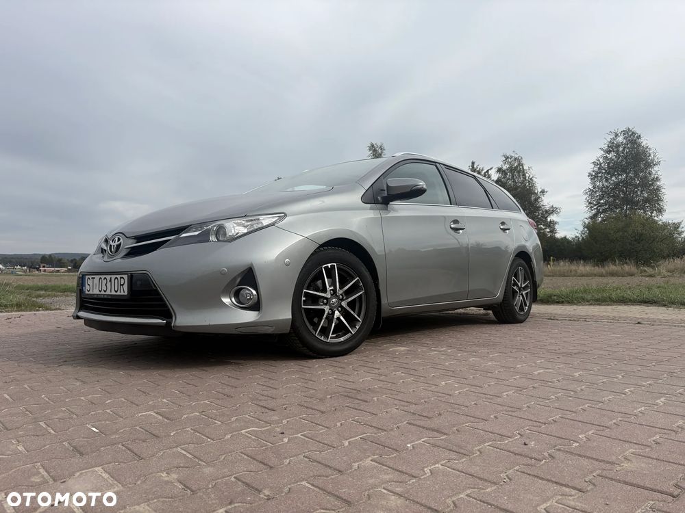 Toyota Auris 1.6 Premium Comfort MS - 17