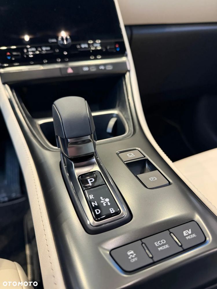 Lexus LBX 1.5 Hybrid Elegant - 16