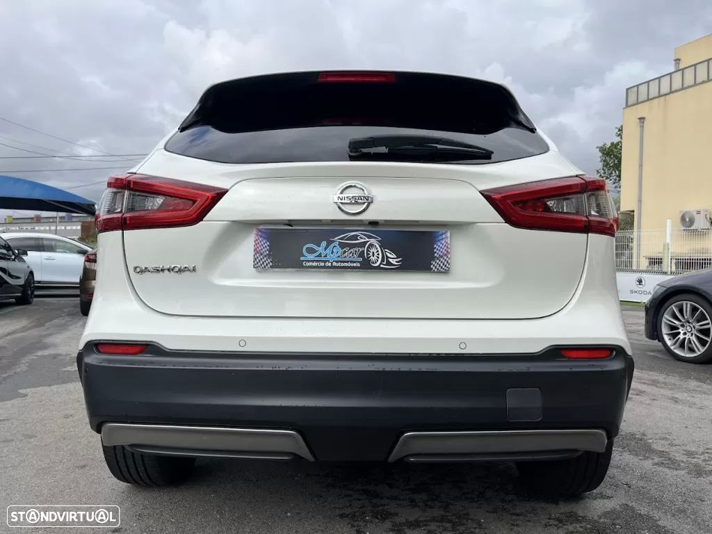 Nissan Qashqai 1.5 dCi N-Connecta 18 - 54