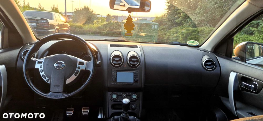 Nissan Qashqai+2 - 5