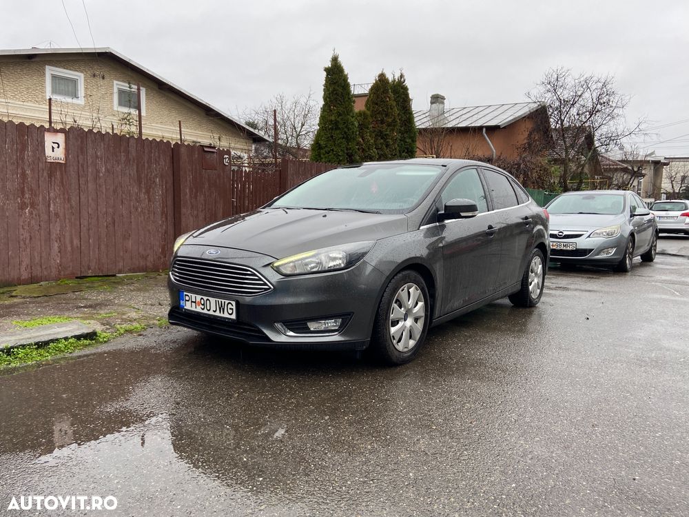 Ford Focus - 18