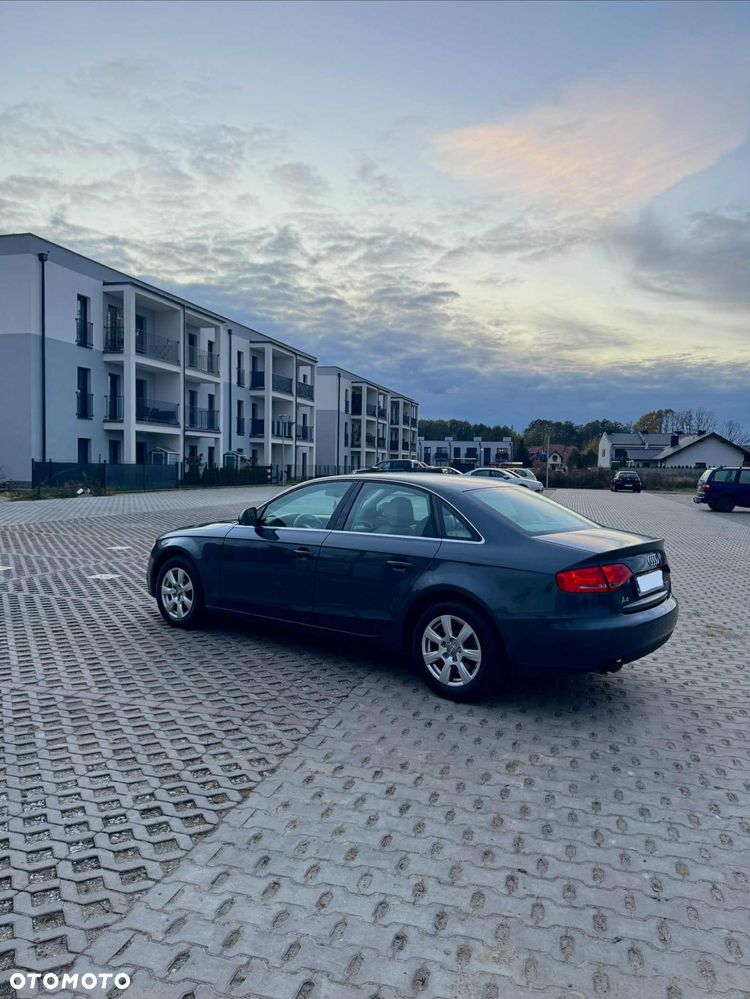 Audi A4 Avant 1.8 TFSI Ambiente - 3