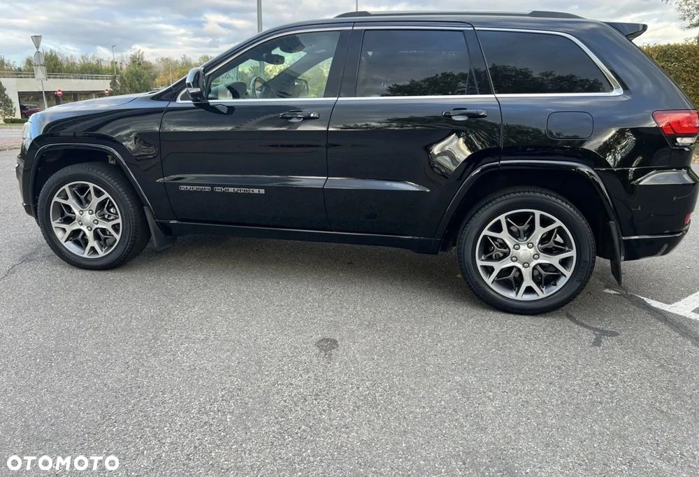 Jeep Grand Cherokee - 4