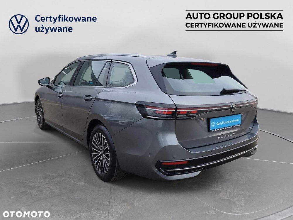 Volkswagen Passat - 2