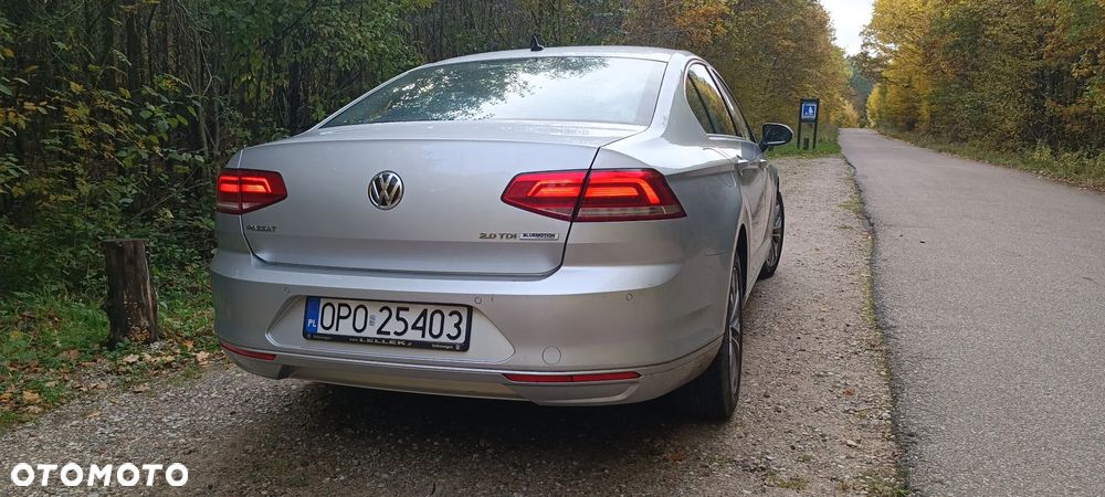 Volkswagen Passat - 21