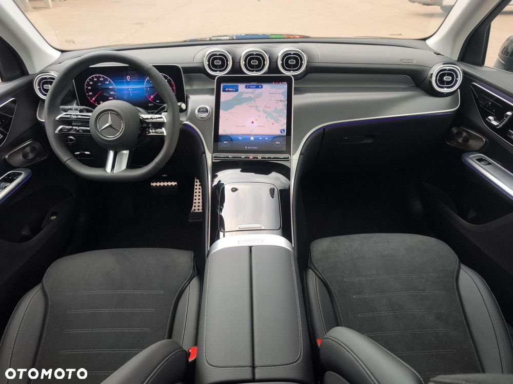 Mercedes-Benz GLC - 13