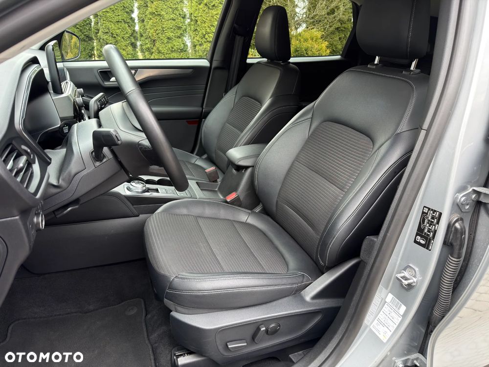 Ford Kuga 2.5 Duratec FHEV 4x4 TITANIUM X - 28