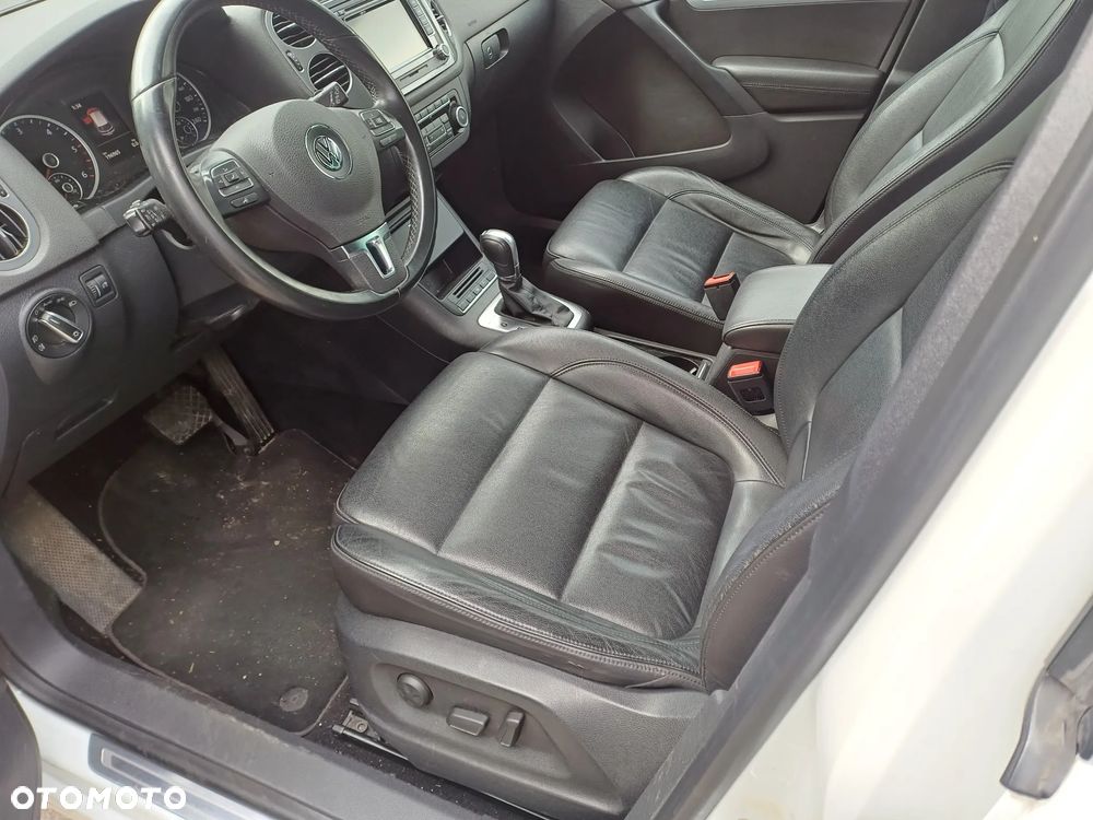 Volkswagen Tiguan 2.0 TDI DPF 4Motion BlueMotion Technology DSG Exclusive - 10
