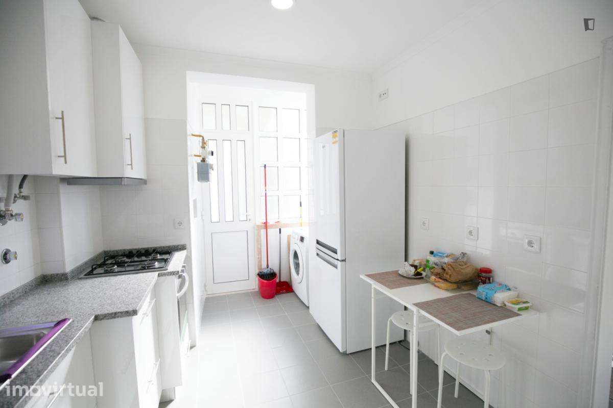 Quarto - localizado em Santa Apolónia Lisbon - Grande imagem: 3/25
