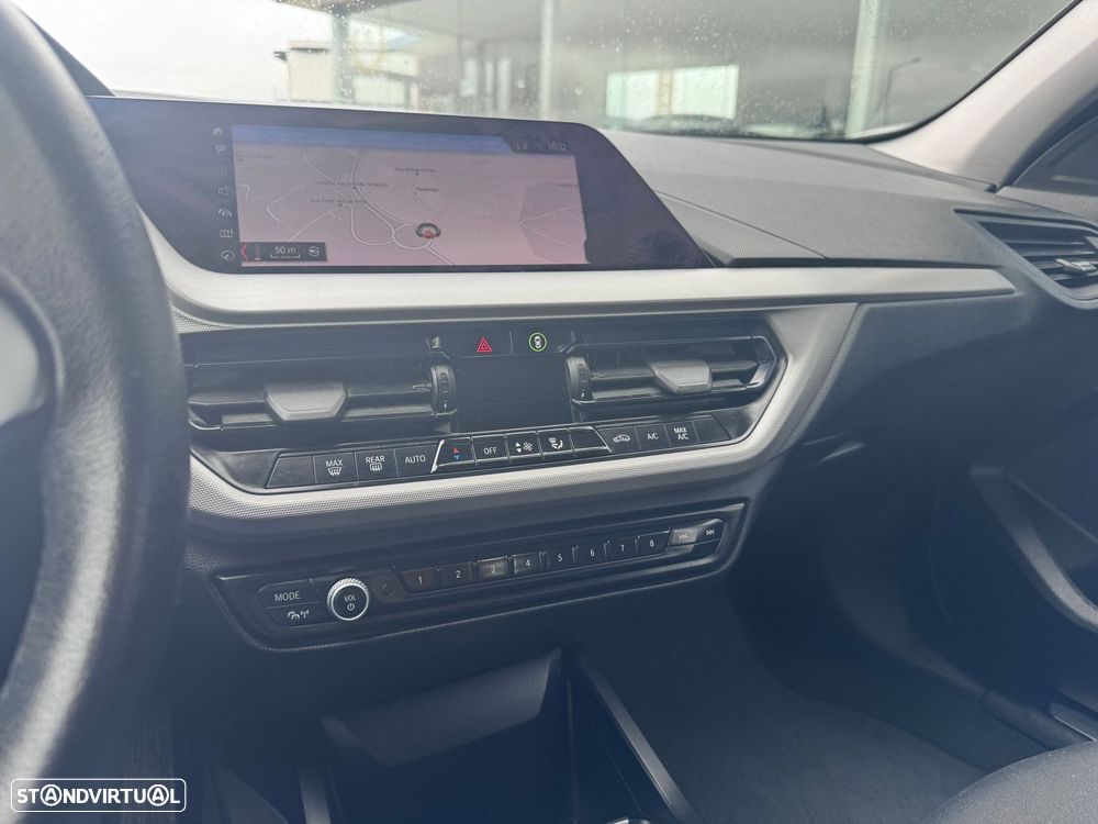 BMW 116 d Auto - 10