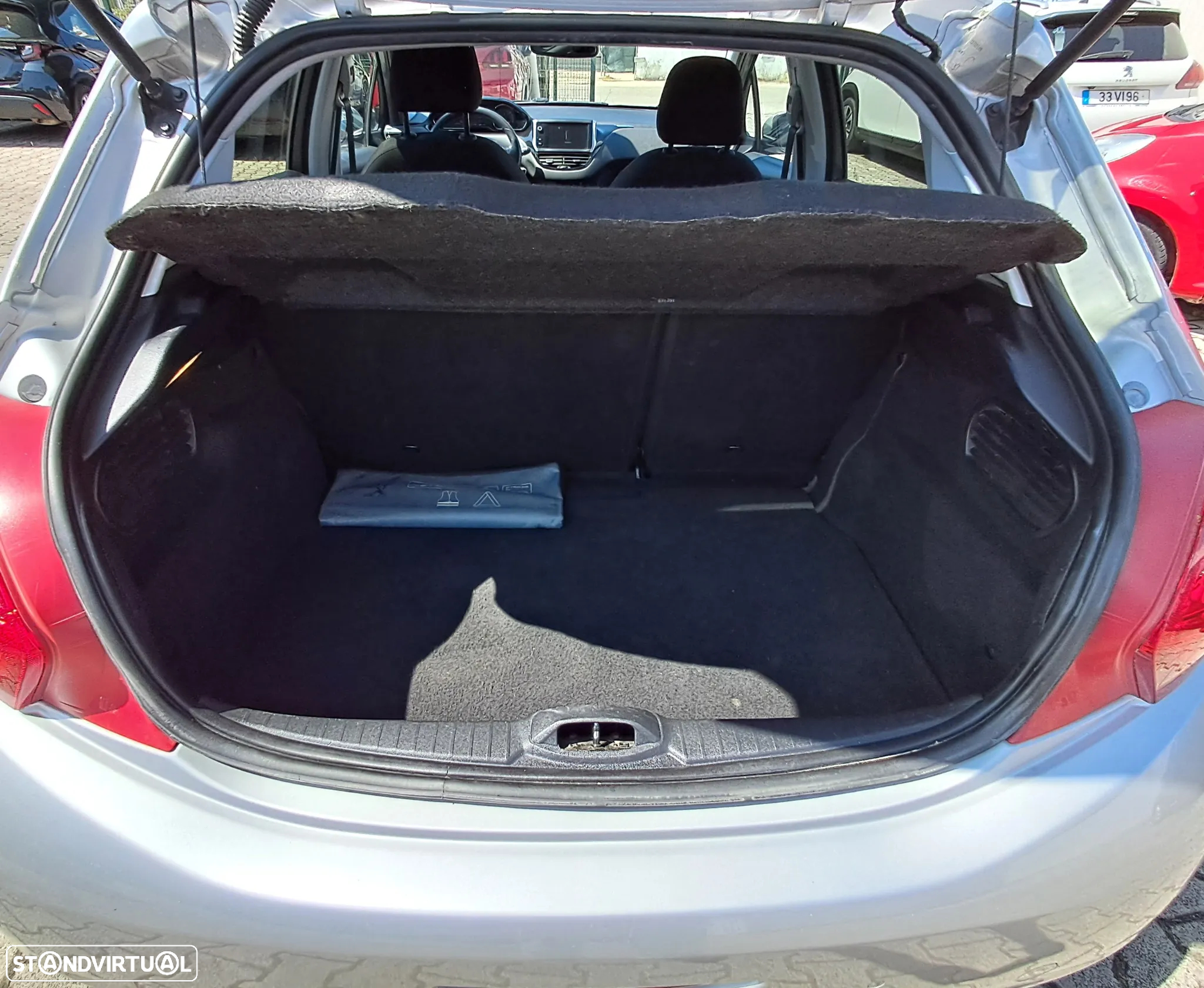 Peugeot 208 1.4 HDi Active - 11