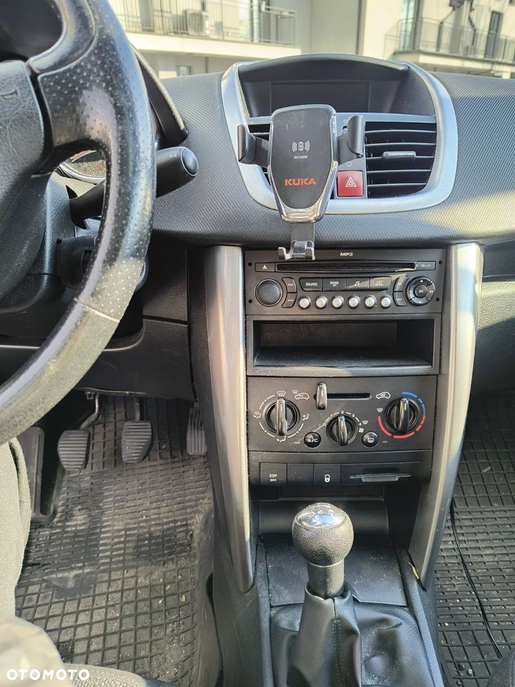 Peugeot 207 - 20