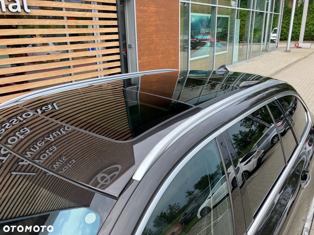 BMW Seria 5 530d xDrive Luxury Line - 3