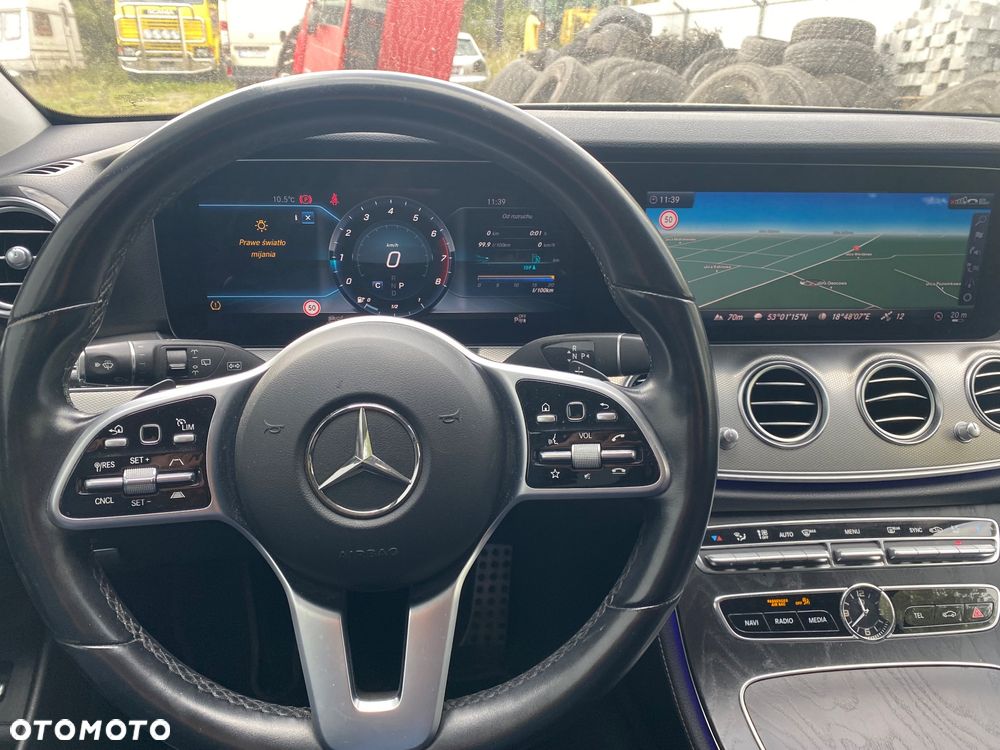 Mercedes-Benz Klasa E 200 9G-TRONIC - 10