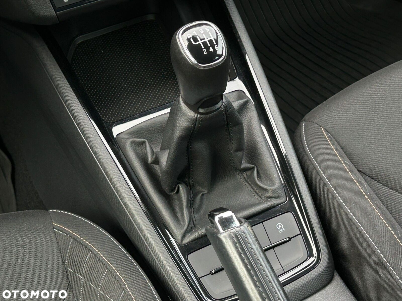 Skoda Scala 1.0 TSI Ambition - 25