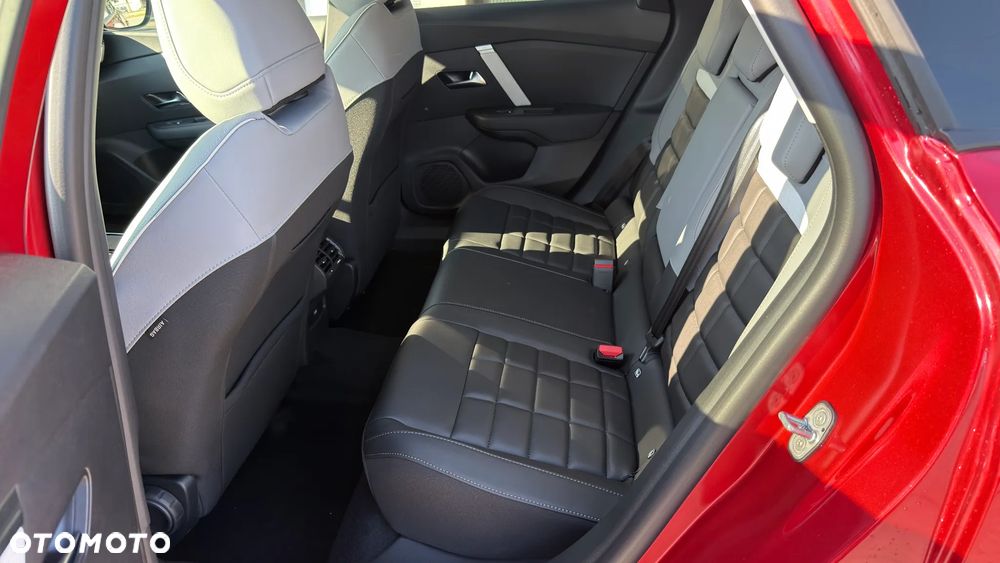 Citroën C4 1.2 mHEV Max eDCT6 - 15