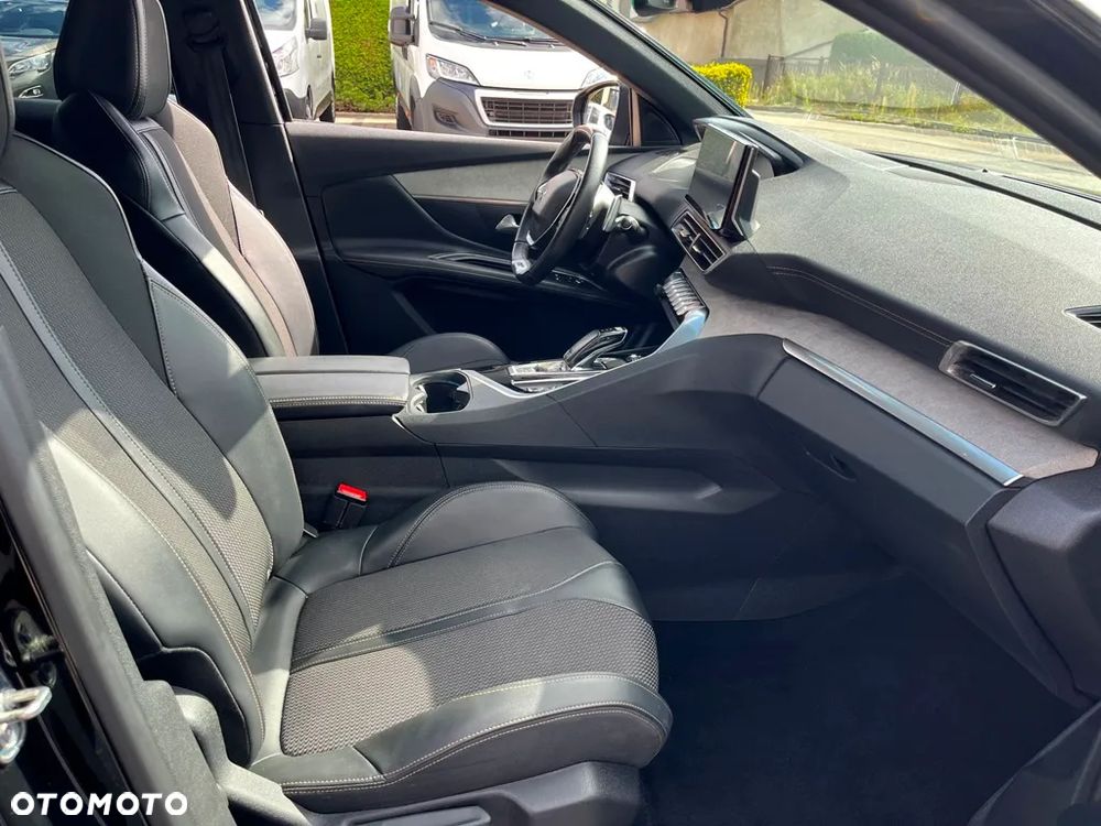 Peugeot 3008 1.2 PureTech GT Pack S&S EAT8 - 6