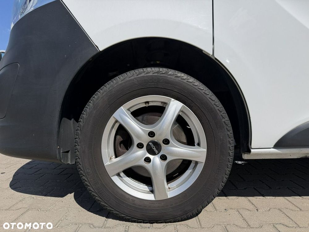 Opel Vivaro - 10