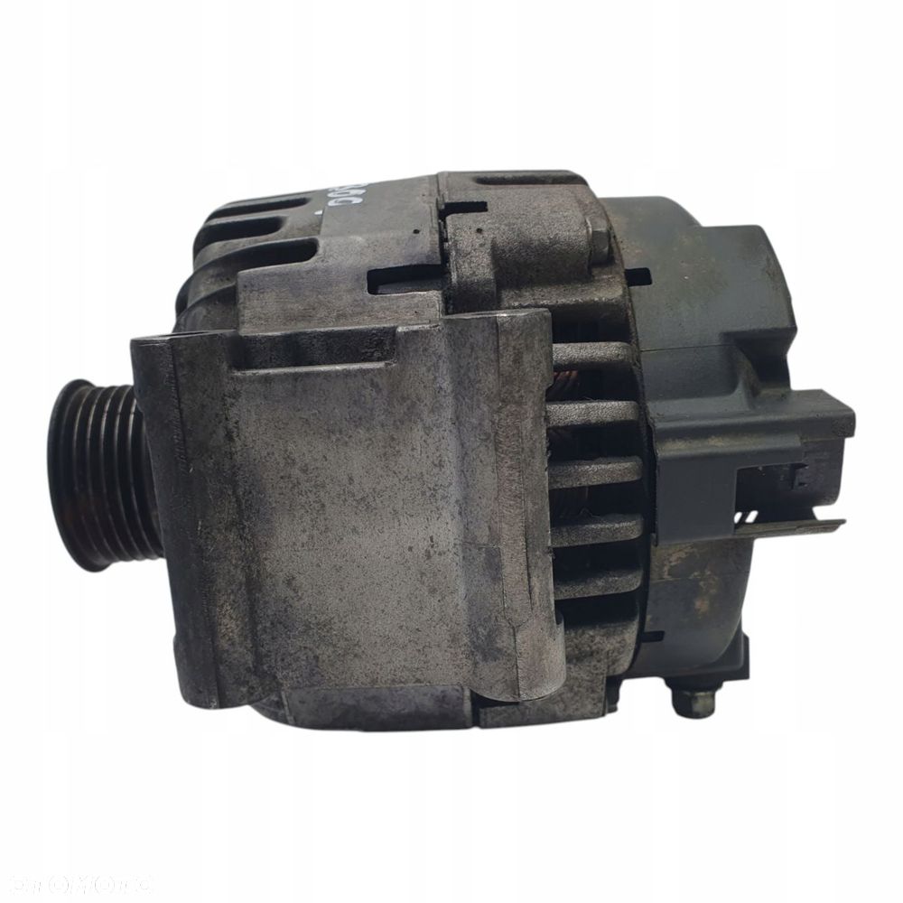 ALTERNATOR Mercedes W204 2.2 CDI valeo A0009060401 TG15C182 150A - 12