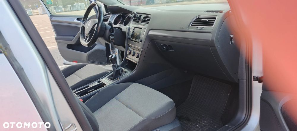 Volkswagen Golf 1.2 TSI BMT Trendline - 9