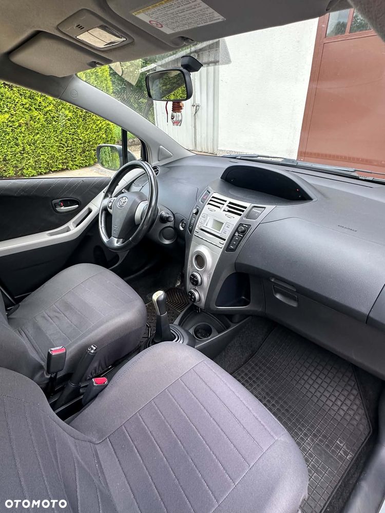 Toyota Yaris 1.0 VVT-i Luna - 5