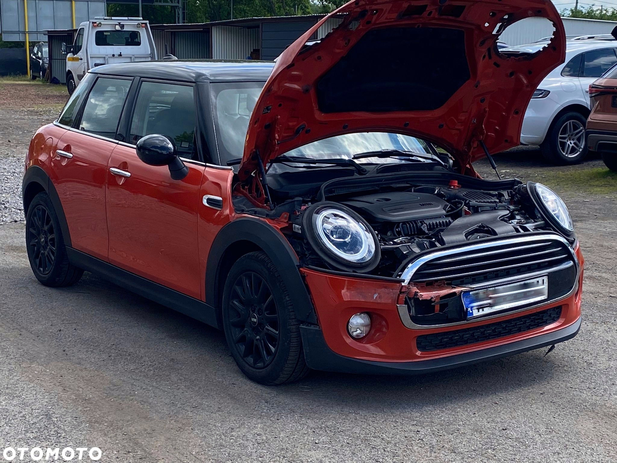 MINI Cooper Standard - 10