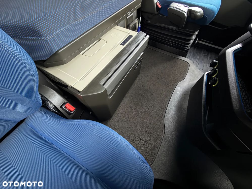 Volvo FH 2023 volvo XL 460 zwykły silnik na zwykłym turbo FULL LED klima z Niemiec - 31