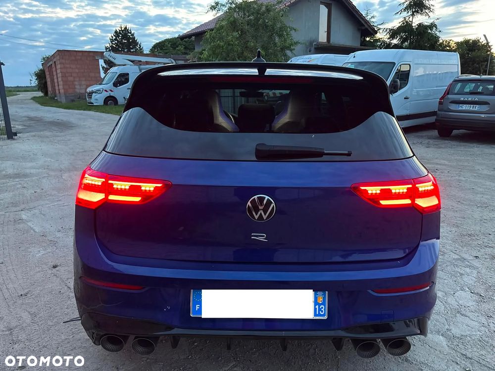 Volkswagen Golf - 23