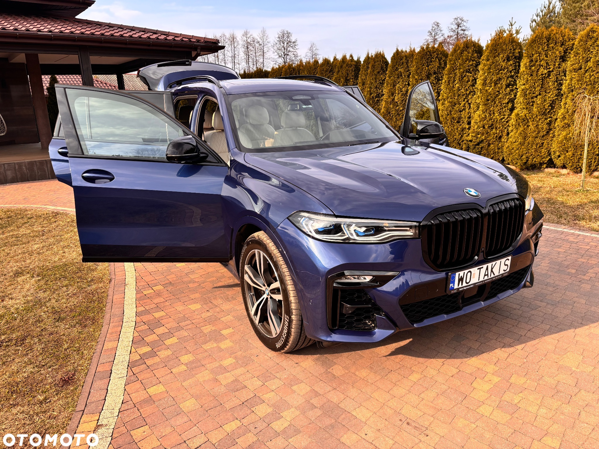 BMW X7 M50i sport - 28