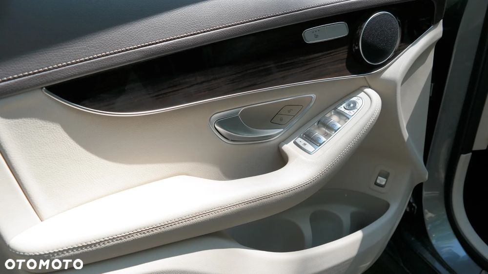 Mercedes-Benz GLC 200 4-Matic - 17