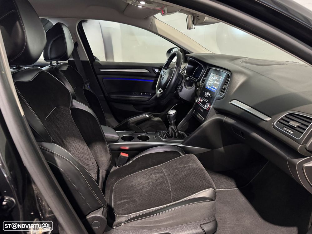 Renault Mégane Sport Tourer 1.5 dCi Intens - 20