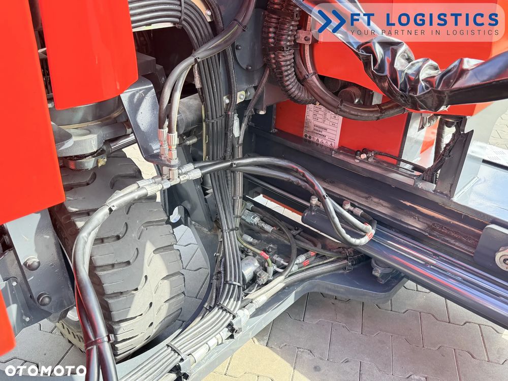 Combilift WÓZEK CZTEROKIERUNKOWY - WIELOKIERUNKOWY | COMBILIFT C3000ET | TYLKO 362 MOTOGODZINY! | ELEKTRYCZNY | TRIPLEX 5940MM | SZEROKI POZYCJONER WIDEŁ 3350MM | WOLNY SKOK | STAN IDEALNY | Szeroka oferta wózków czterokierunkowych i bocznych, dopasowanych do różnorodnych potrzeb i zastosowań - 30