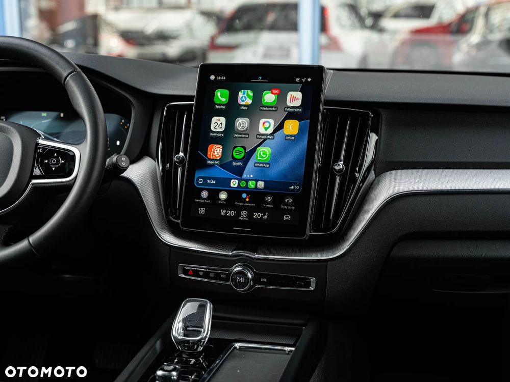 Volvo XC 60 B5 B AWD Plus Dark - 32