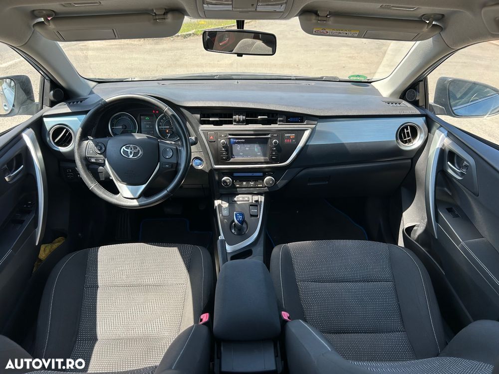Toyota Auris - 6