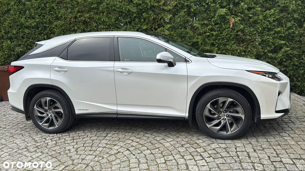 Lexus RX - 1