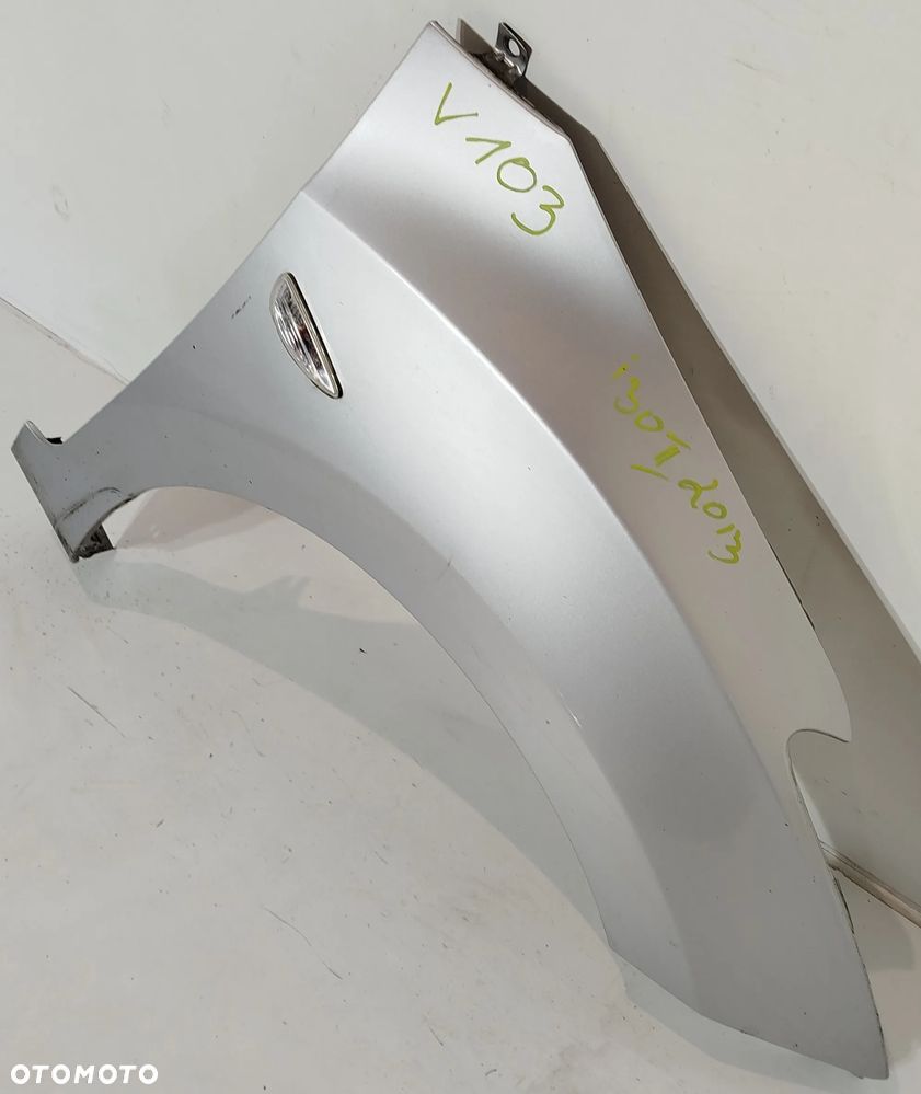 błotnik prawy przedni przód HYUNDAI I30 I 09-12 - 2