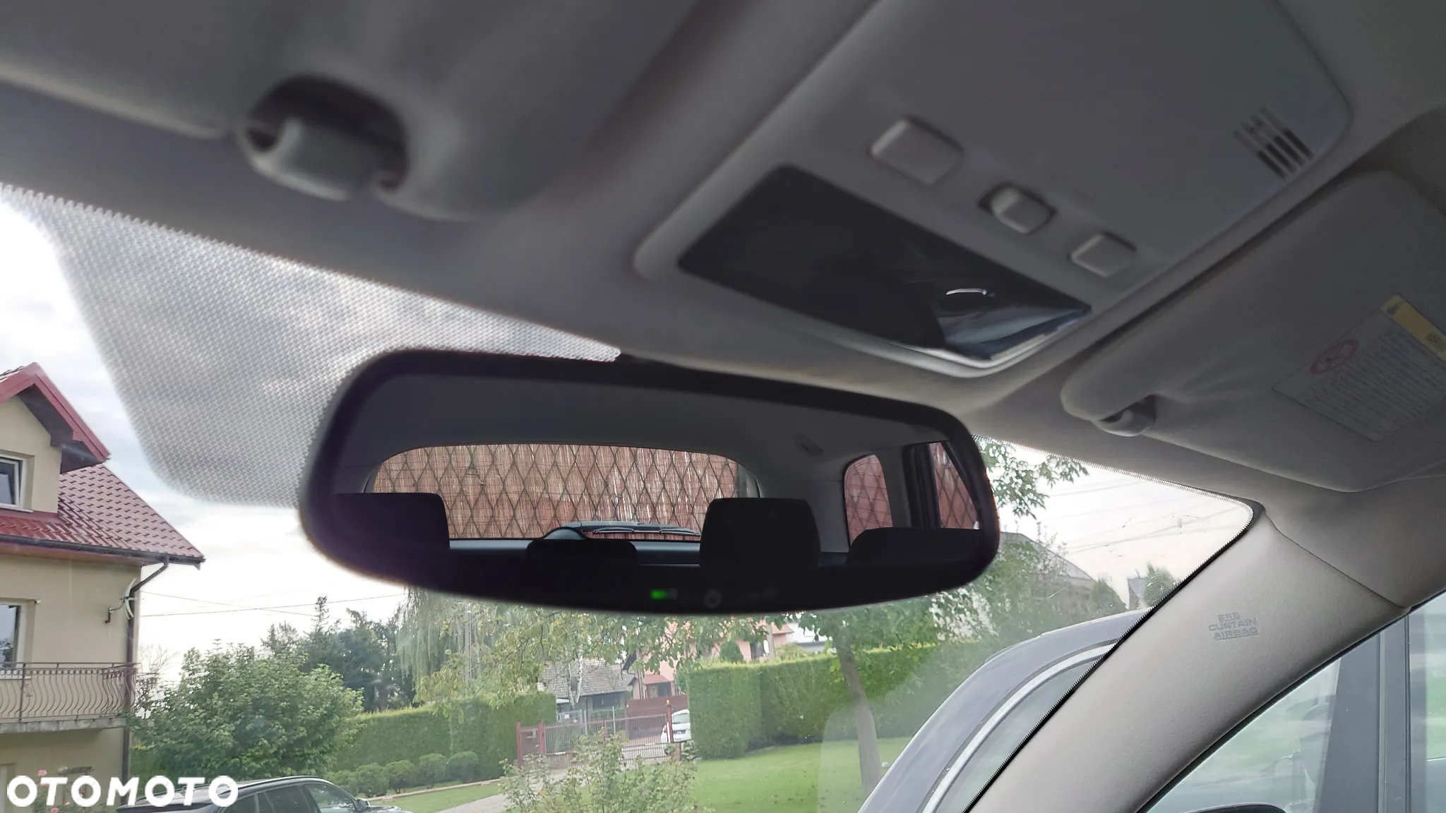 Toyota Avensis 1.8 VVT-i Combi Executive - 31