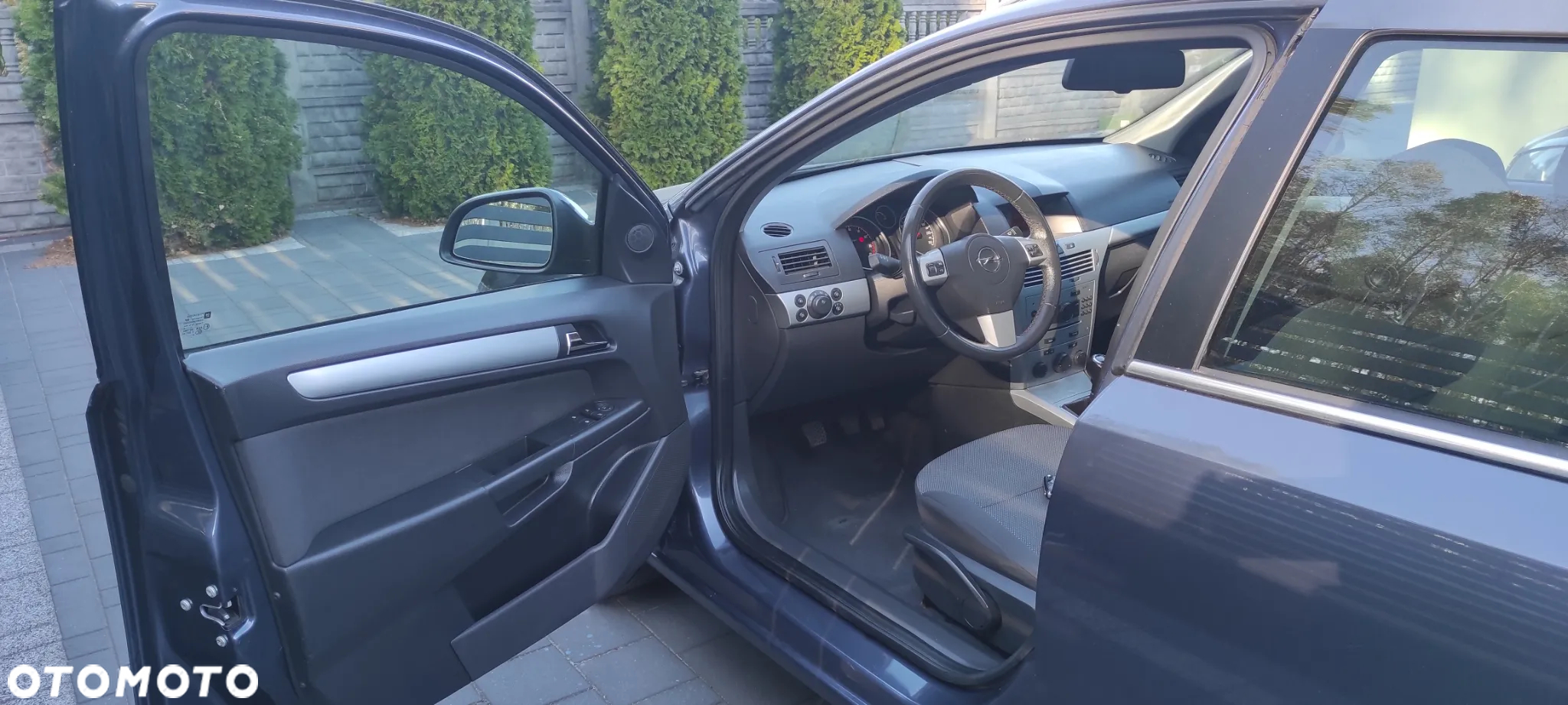 Opel Astra 1.6 - 17