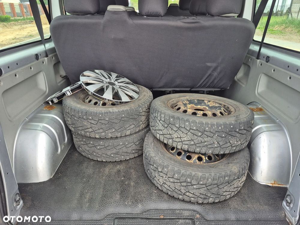 Renault Trafic Passenger - 10