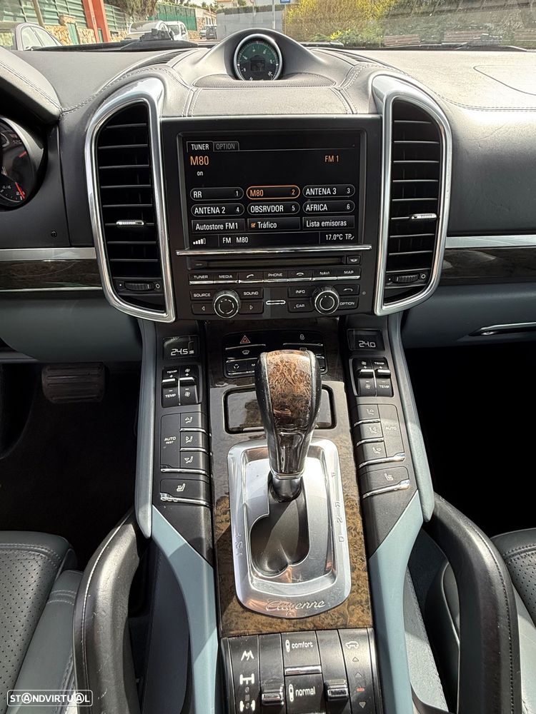 Porsche Cayenne 3.0 V6 - 4