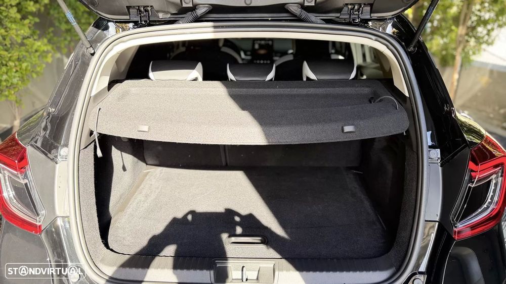 Renault Captur TCe Mild Hybrid 160 EDC TECHNO - 11