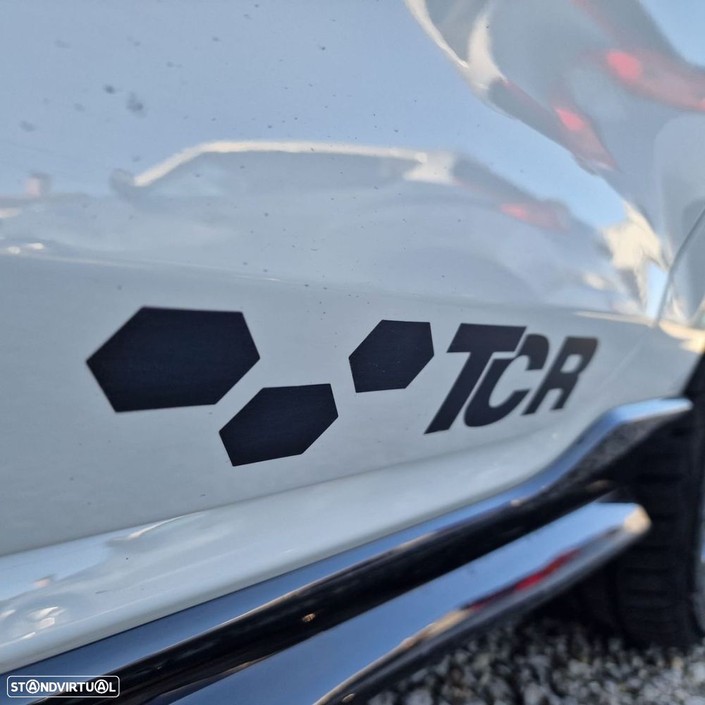 VW Golf 2.0 TSI GTi TCR DSG - 17