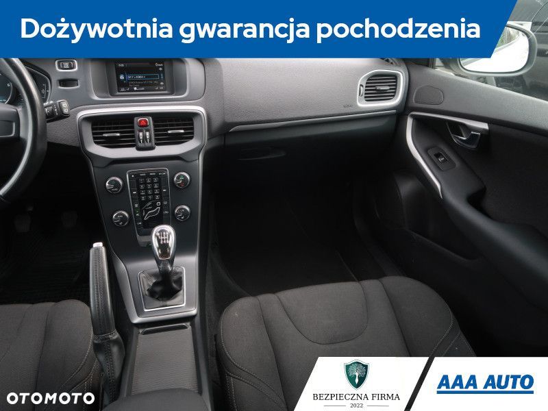 Volvo V40 - 10