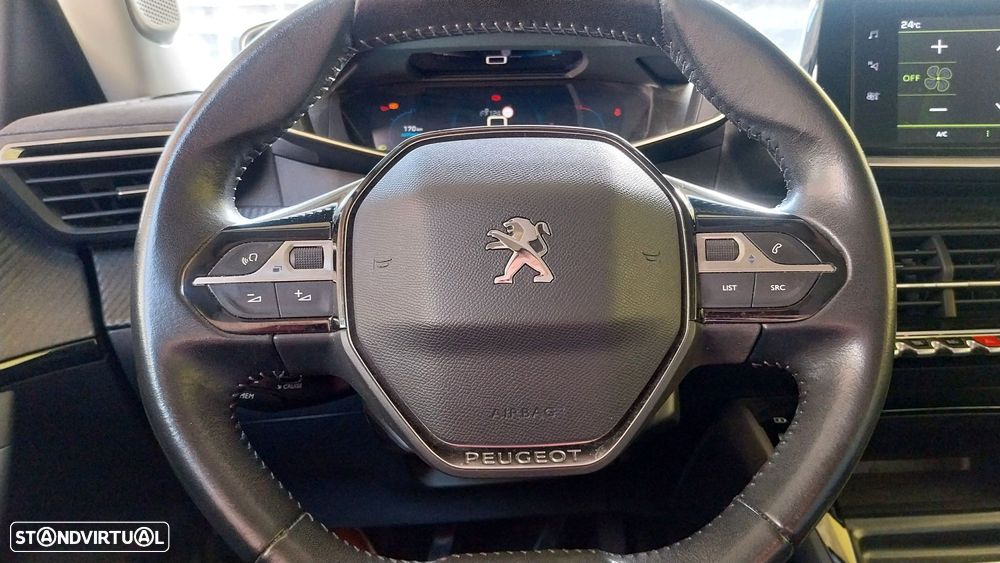 Peugeot 2008 1.2 PureTech Allure - 8